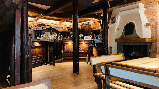 Rogata. Kuchnia lokalna. Kuchnia tradycyjna. Kuchnia beskidzka. Imprezy okolicznościowe.Rezerwacje firmowe.