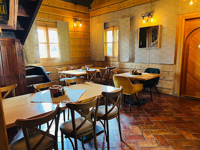 Malinowy Bzyk Restauracja