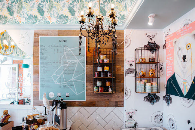 Comentarii opinii despre The White Bear Coffee Liniarskiego