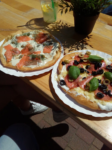 Comentarii opinii despre La Fontana Pizza Napoletana