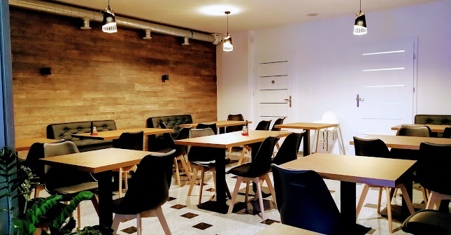 AOIA Asian grill & Restaurant - Gastronomia