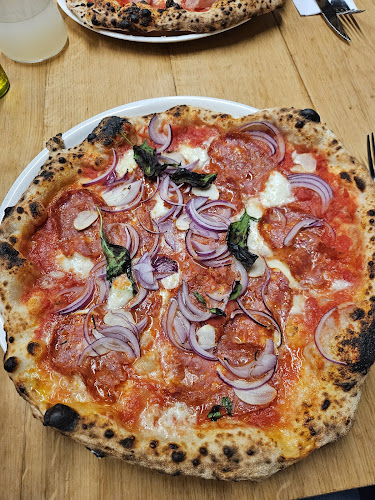 La Fontana Pizza Napoletana - Gastronomia