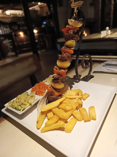 Rogata. Kuchnia lokalna. Kuchnia tradycyjna. Kuchnia beskidzka. Imprezy okolicznościowe.Rezerwacje firmowe.