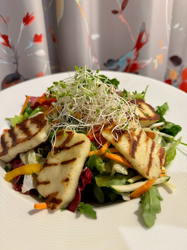 Comentarii opinii despre metro bar & bistro