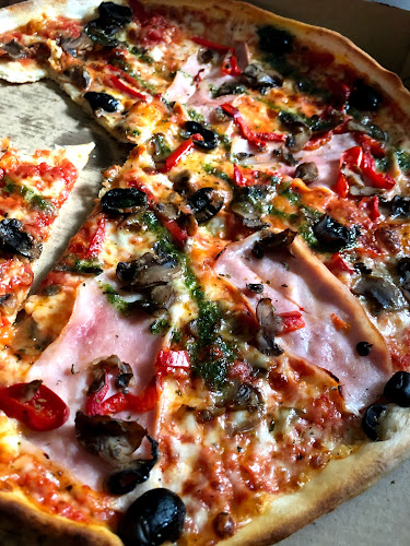 Comentarii opinii despre Viaduct Pizza Bar