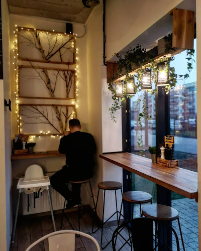 Restauracja Avionetka | Pasta & Burger | Kraków Phone number