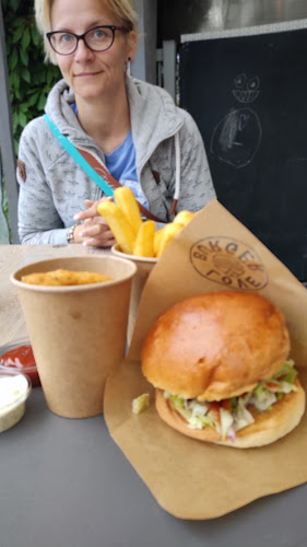 Ciekawa 34, 05-077 Warszawa