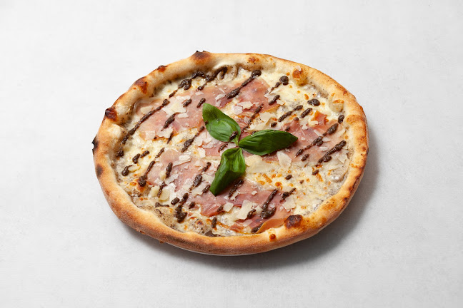 Trattoria Prima Pasta - Gastronomia