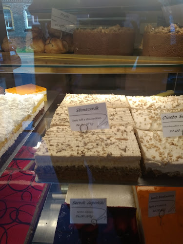 Comentarii opinii despre Piekarnia S.C. Wilibald Dziwoki Mateusz Dziwoki Marzena Szweda