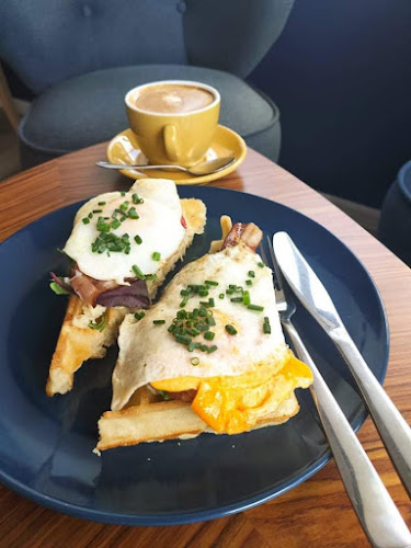 Ul, 1000-lecia Państwa Polskiego 2a, 84-120 Władysławowo