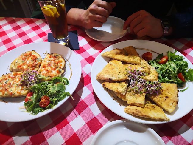 Trattoria Familia