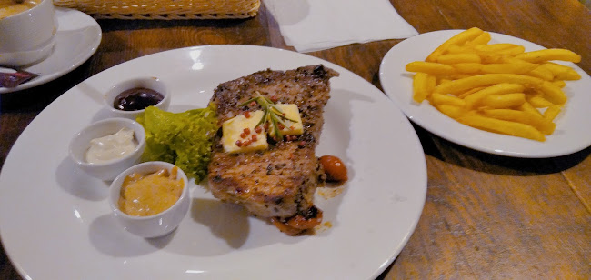 Koziegłowska 8, 42-310 Żarki