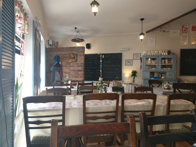 Restauracja Cela Pod Różą - Pierogarnia & Naleśnikarnia - Gastronomia