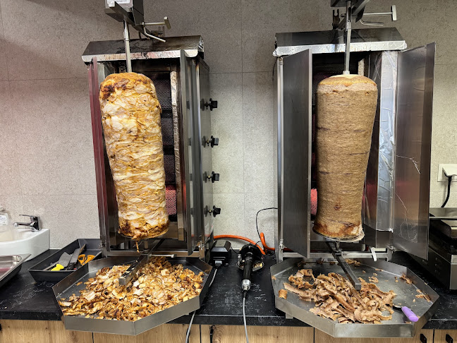 Smak Kebab Open Times