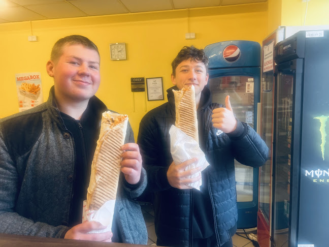 FARAH KEBAB & RESTAURACJA - Gastronomia