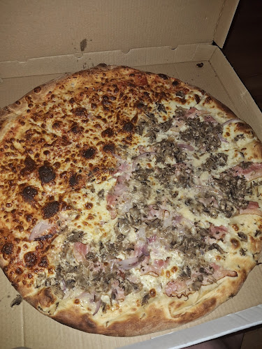 Opinii despre Pizzeria Latawiec în Będzin - Gastronomia