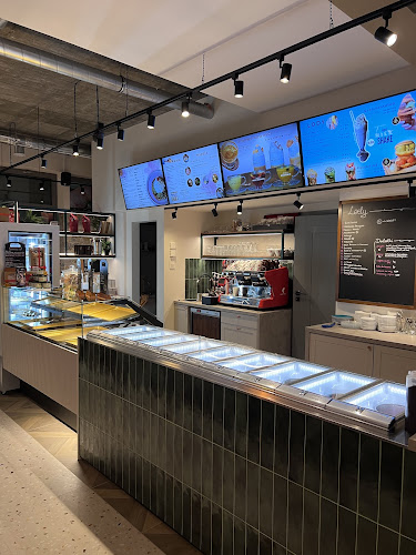 Opinii despre Stolica Lodów Pączków - Sowińskiego 53a în Warszawa - Gastronomia