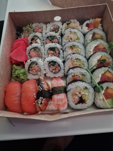 Opinii despre NARADA Sushi Bar în Katowice - Gastronomia