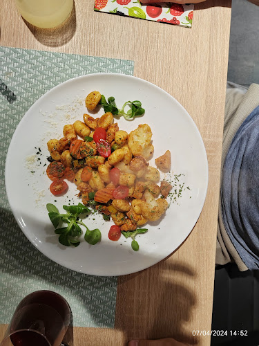 Opinii despre Włoskie Bistro în Chorzów - Gastronomia