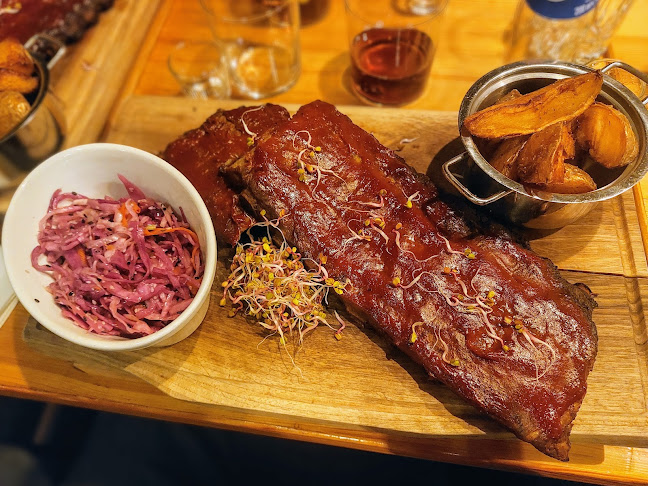 The Alchemist Grill & Cocktail - Gastronomia