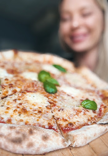 Opinii despre Na Łazarskim Cieście în Poznań - Gastronomia