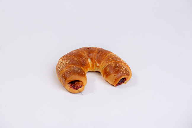 Opinii despre Piekarnia Cukiernia Konopki - sklep firmowy ul. Konstytucji 3 Maja 32 A în Grajewo - Gastronomia