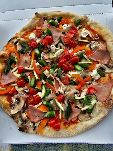 Trattoria w Trakcie - Gastronomia