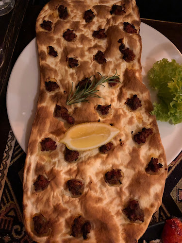 Restauracja Muzealna Ormiańskie Piwnice - Gastronomia