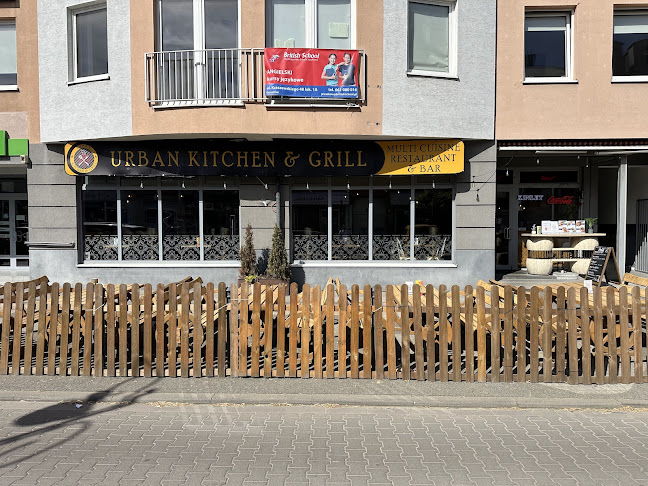 URBAN KITCHEN & GRILL - Gastronomia