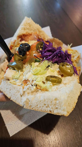 Aleje Jerozolimskie 33, 56-120 Brzeg Dolny