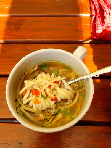 Opinii despre Malinowy Bzyk Restauracja în Dalanówek - Gastronomia