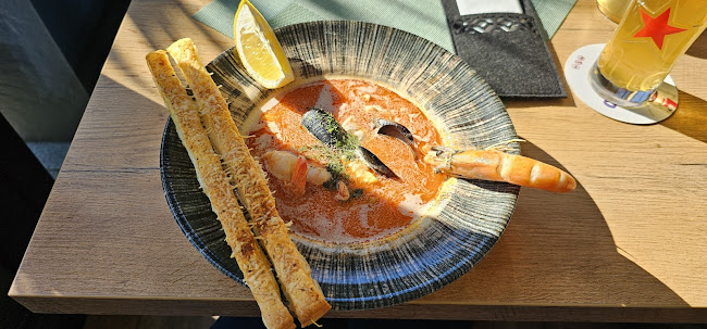 Uzdrowiskowa 16, 72-600 Świnoujście