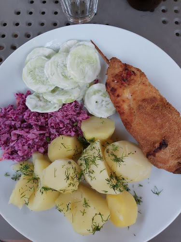 Restauracja i pokoje gościnne Kolejowa 18 - Gastronomia