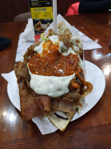 Marii Skłodowskiej-Curie 5i/1, 56-400 Oleśnica