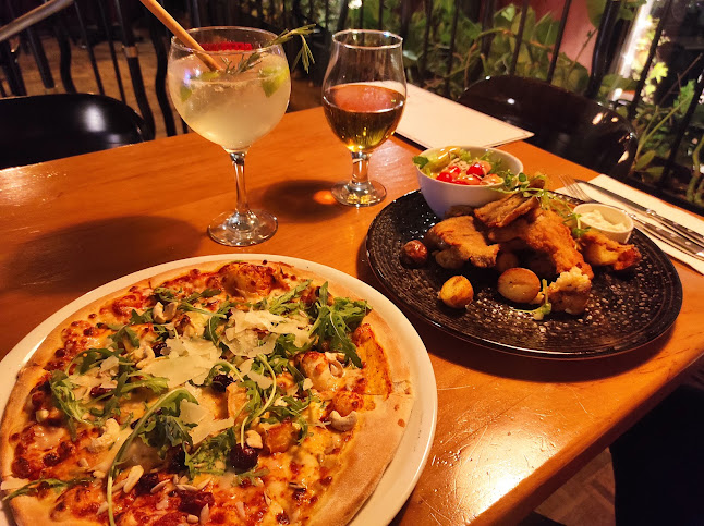 http://www.restauracjakarramba.pl/