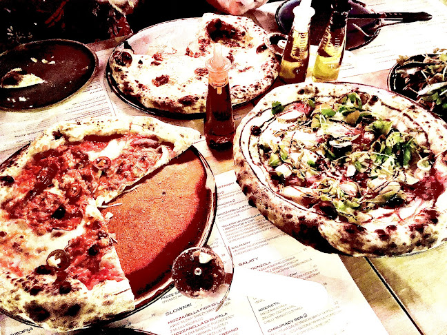 Dzielna 43 - Gastronomia