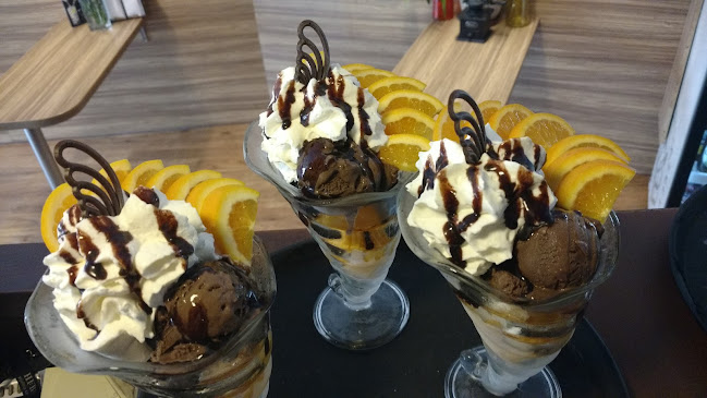 HEBAN Pijalnia Czekolady - Gastronomia