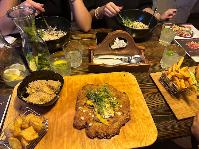 Comentarii opinii despre Restauracja: "Pod Złotym Liściem"