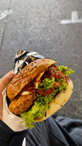 Yummy Burger Open Times