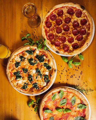 Comentarii opinii despre Novum Pizza