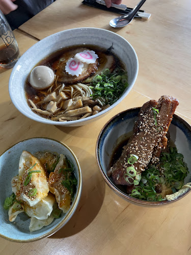 https://www.facebook.com/Yatta-Ramen-Wroc%C5%82aw-100426526221625/