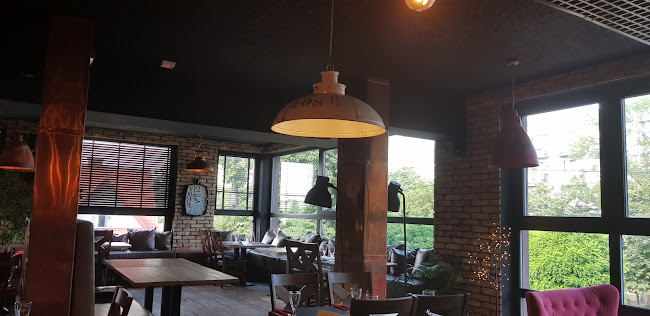 Loftowa Restauracja Phone number