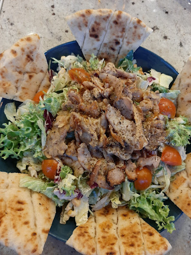 Opinii despre Cosmos Greek Food & Coffee în Zielona Góra - Gastronomia