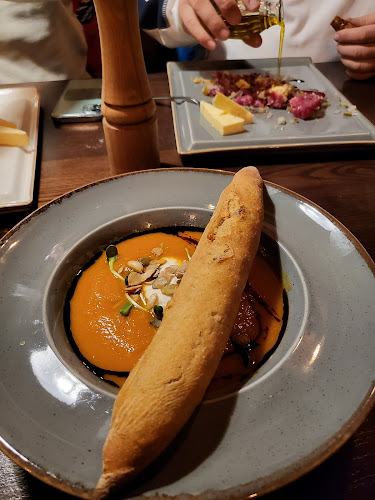 Kazamaty Pub & Restaurant