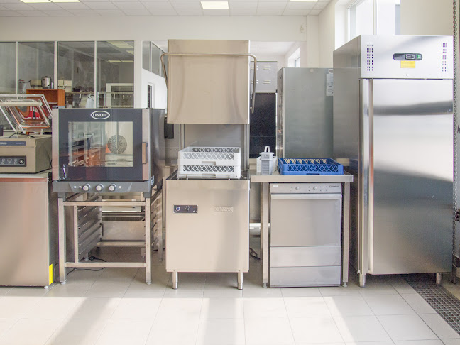 Pabianicka 163/165, 93-490 Łódź