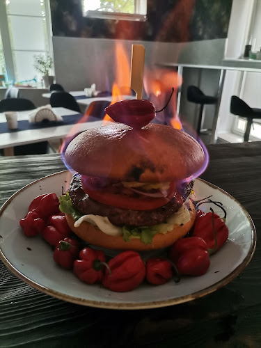 Comments and reviews of Premium Burger