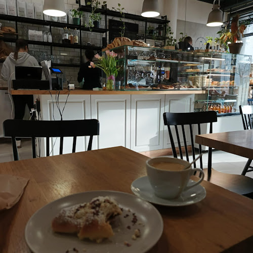 Comentarii opinii despre Chleb&More