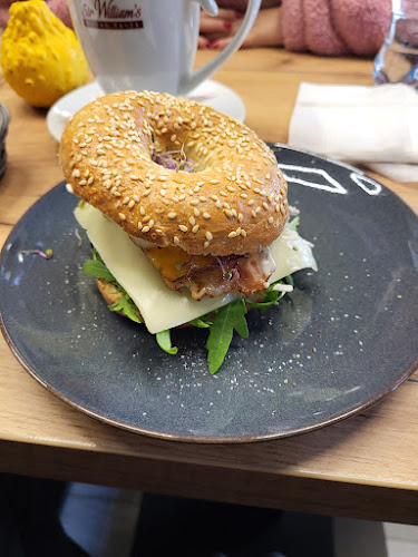 Kwadrans Coffee & Lunch - Gastronomia