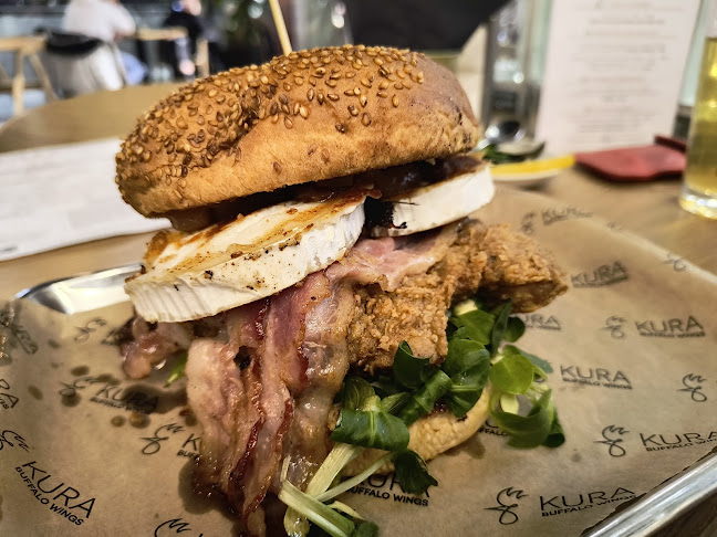 Opinii despre KURA Buffalo Wings & Craft Beer în Warszawa - Gastronomia