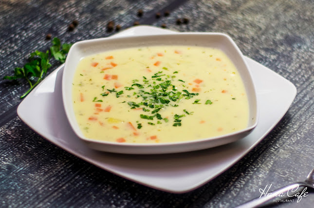 Hana Cafe Restaurant - Gastronomia